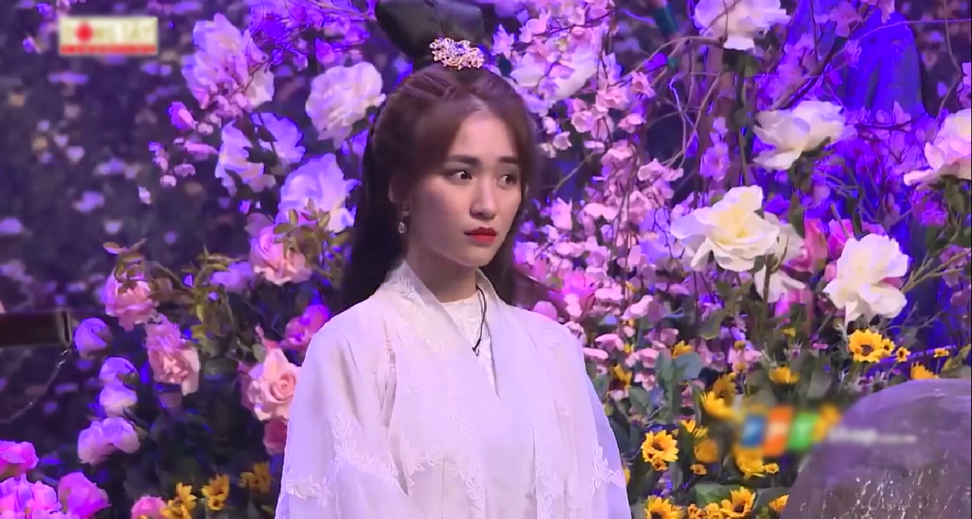 gap canh yeu duong vung trom giong hari won hoa minzy phan ung the nao