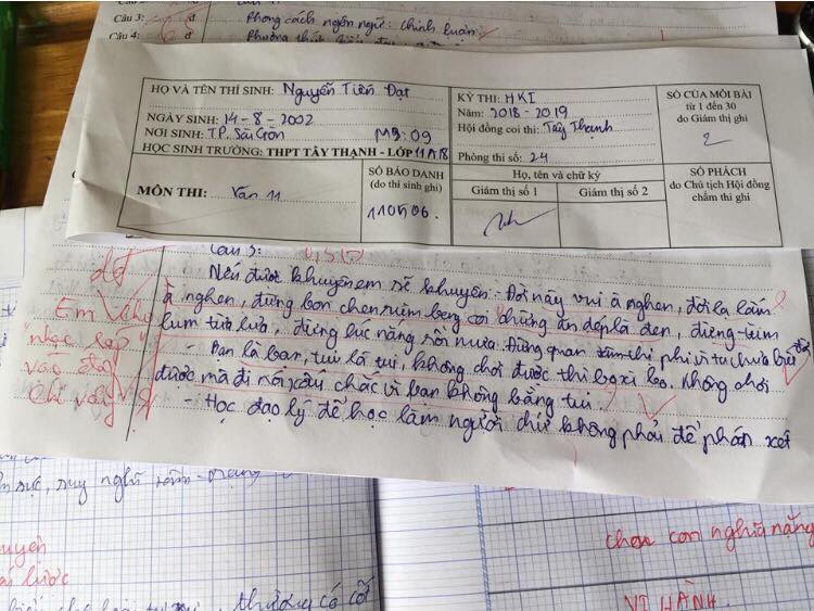 cuoi ra nuoc mat voi bai thi ngu van cua hoc sinh