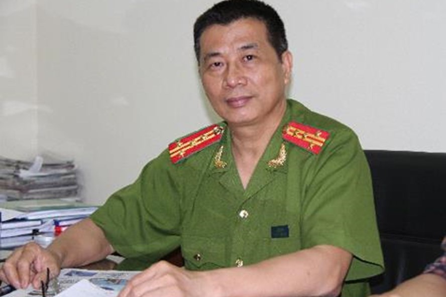 de doa can bo cao cap bang sim rac nha mang phai lien doi