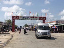 bun bi mon an noi tieng la mieng khi vi vu mien tay