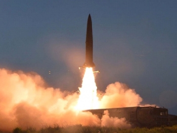 Bán đảo Triều Tiên nóng trở lại sau vụ thử tên lửa của Bình Nhưỡng
