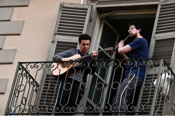 doi dien song chet trong dai nan hay nguoi hon