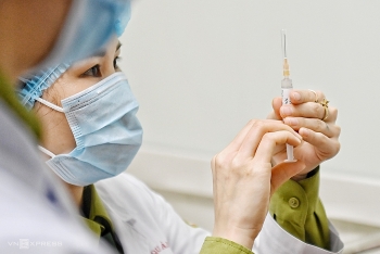 Hơn 44.000 người TP HCM được ưu tiên tiêm vaccine Covid-19