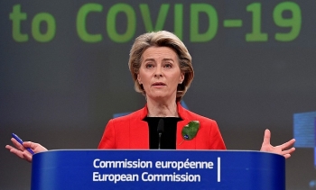 EU dọa ngừng xuất khẩu vaccine Covid-19 đến Anh