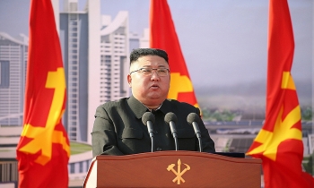 Kim Jong-un khởi công xây 10.000 căn hộ chung cư
