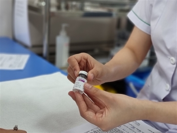 Ngày 1/4, lô vaccine COVID-19 đầu tiên của Covax về Việt Nam
