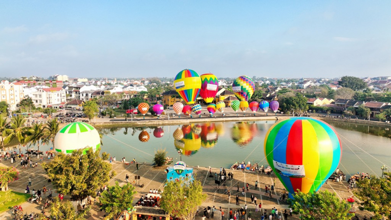 Hội An: Rực sắc màu tại ngày hội Khinh khí cầu chào đón Năm Du lịch quốc gia – Quảng Nam 2022 -6