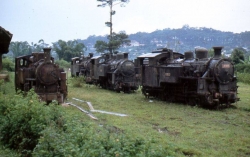 tuyen duong sat huyen thoai chang con gi ngoai nhung thuoc phim va hinh anh