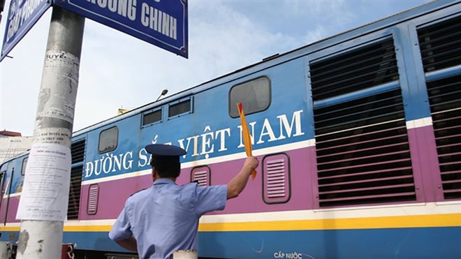 Đường sắt Việt Nam nguy cơ phá sản: Bộ GTVT lý giải nguyên nhân 2.800 tỷ bị tắc - 1