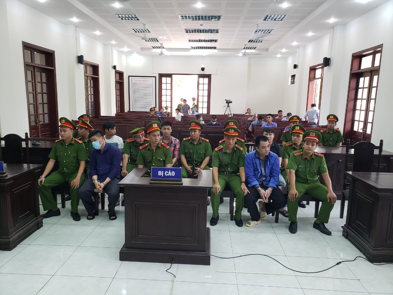 hinh anh moi nhat ve giang 36 cung dan em bi dua ra xet xu