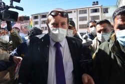 Bolivia bắt giữ Bộ trưởng Y tế vì nghi thổi giá máy trợ thở nhập khẩu