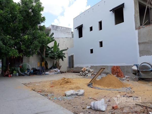 Mẹ bán đất trị giá 1000 cây vàng, 6 con không đòi một đồng me ban dat tri gia 1000 cay vang 6 con khong doi mot dong