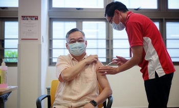 Hơn 1/3 dân số Singapore đã tiêm vaccine Covid-19