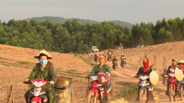 xu ly dut diem tinh trang hang tram nguoi dan chiem dat rung trai phep