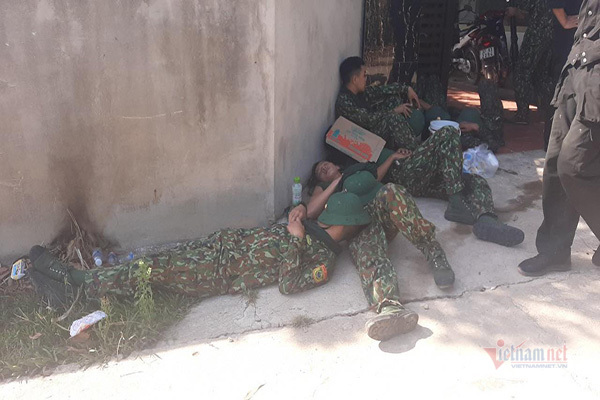 xuyen dem dap chay rung o ha tinh trua nay lua lai bung phat