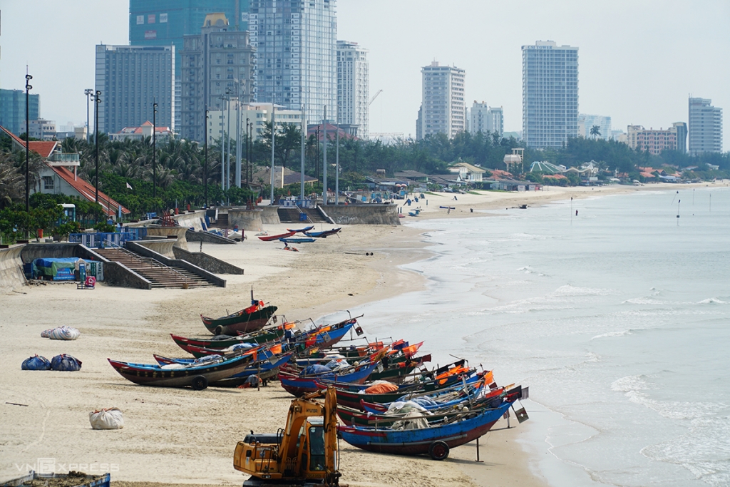 Đồng Nai lập 20 chốt, Bà Rịa - Vũng Tàu cấm tắm biển