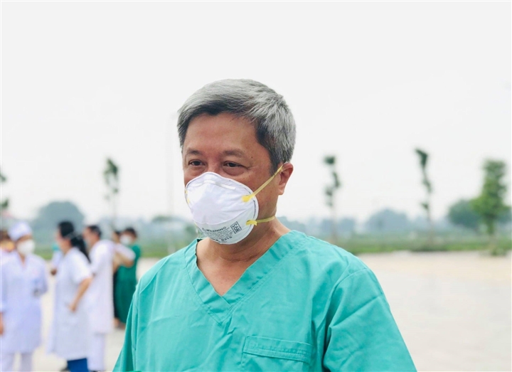 Thứ trưởng Y tế hy vọng 7-14 ngày nữa, Bắc Giang kiểm soát hoàn toàn dịch - 1