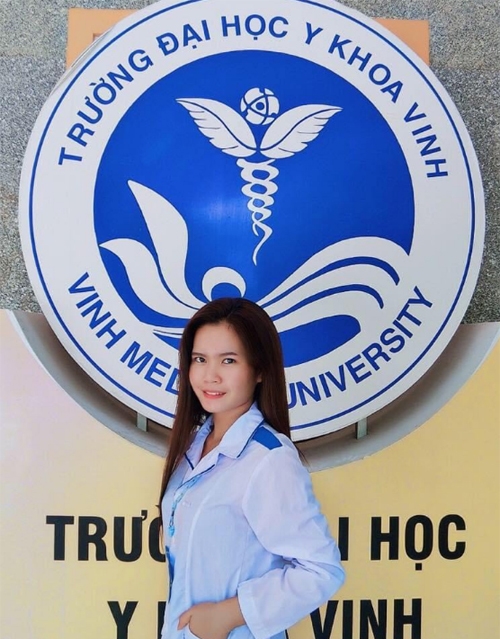 Sinh viên Lào xung phong chống dịch ở Việt Nam