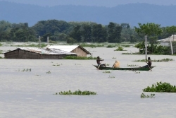 thoi tiet 227 ha noi tiep tuc nang nong