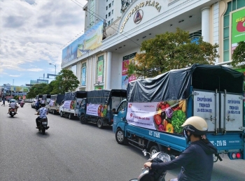 Ủng hộ 10 tấn rau củ quả 
