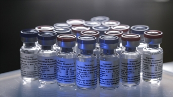 Vaccine COVID-19 thứ 2 của Nga sắp hoàn tất thử nghiệm lâm sàng
