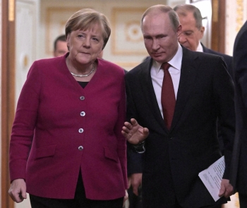 Thủ tướng Đức Merkel gặp ông Putin cứu vãn đứa con tinh thần