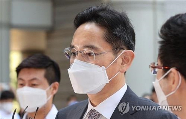 ‘Thái tử’ Samsung ra tòa 6 ngày sau khi được ân xá - 1