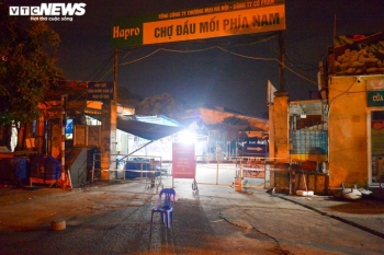 Hà Nội: Chợ đầu mối phía Nam ngày đầu tiên mở cửa trở lại sau phong toả