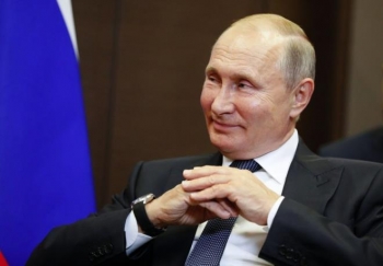 Tổng thống Putin sẽ tiêm vaccine Sputnik V ngừa COVID-19