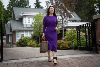 Bà Mạnh Vãn Chu được thả tự do sau thỏa thuận với Mỹ