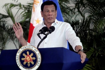Khủng hoảng vì COVID-19, tỷ lệ tín nhiệm Tổng thống Duterte vẫn cao ngất ngưởng