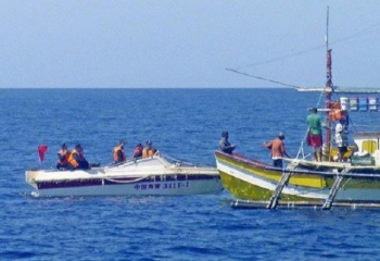 Trung Quốc liên tục quấy rối tàu cá, Philippines tung vũ khí bí mật đối phó