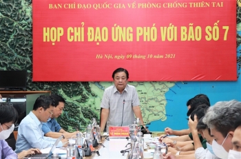 Việt Nam đối mặt tổ hợp thiên tai nguy hiểm trong 10 ngày tới