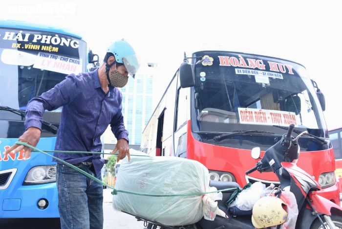 Ngày đầu mở lại, xe liên tỉnh ở Hải Phòng vắng khách, chủ yếu chở hàng hóa - 4