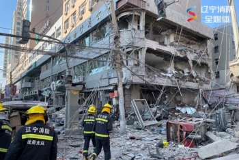 Toà nhà cao tầng ở Trung Quốc nát vụn sau vụ nổ ống gas