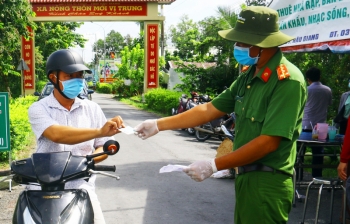 Hậu Giang tái thiết lập các chốt kiểm soát dịch