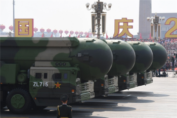 Trung Quốc mở rộng kho vũ khí hạt nhân, Mỹ tức tốc tìm kiếm đối thoại