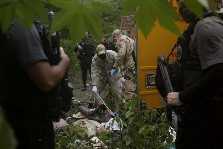 Nghi vấn cuộc đột kích của cảnh sát biến thành thảm sát tại Brazil  -0