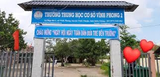 Làm rõ vụ nữ sinh lớp 10 tự tử vì thầy giáo không đáp tình