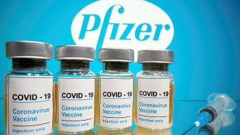 Pfizer và Moderna có thể thu 32 tỷ USD nhờ vaccine Covid-19