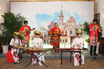 TP Hồ Chí Minh bàn phương án đón khách du lịch quốc tế