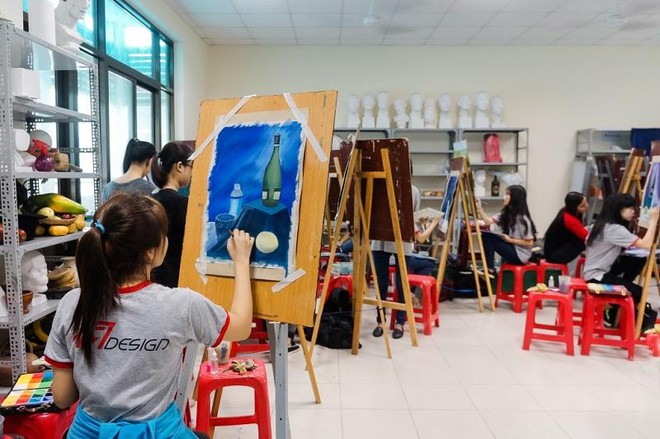 B&agrave;i tập của sinh vi&ecirc;n mỹ thuật bị tuồn ra gallery: Chuyện tưởng &amp;amp;quot;động trời&amp;amp;quot; h&oacute;a ra... b&igrave;nh thường ảnh 2