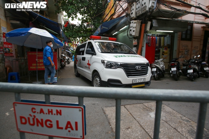 Chuyên gia: Nếu không quyết liệt, Hà Nội sẽ 'vỡ trận' - 3
