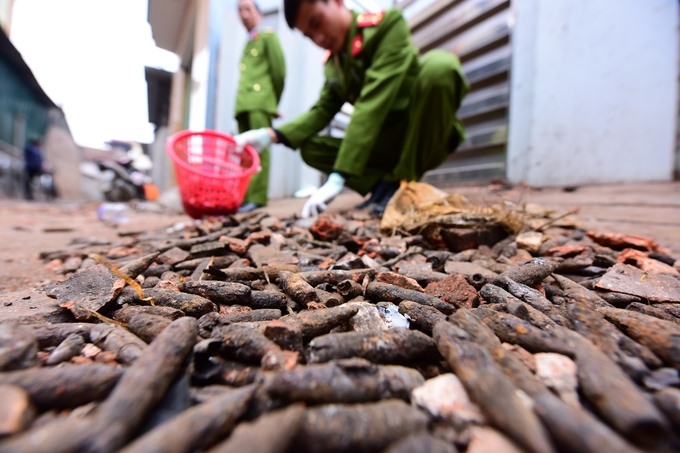 hon 3 tan dau dan duoc thu gom sau vu no kinh hoang o bac ninh