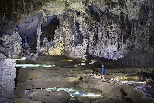 quang binh mo tour tham hiem den hang lon thu tu the gioi