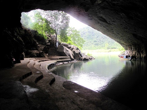 co nen xay cong o phong nha ke bang