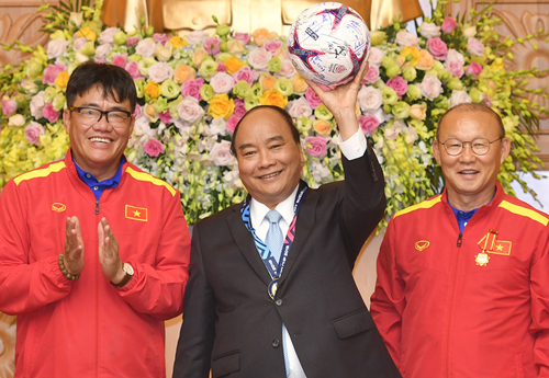 thu tuong goi dien cho hlv park hang seo truoc tran tu ket asian cup