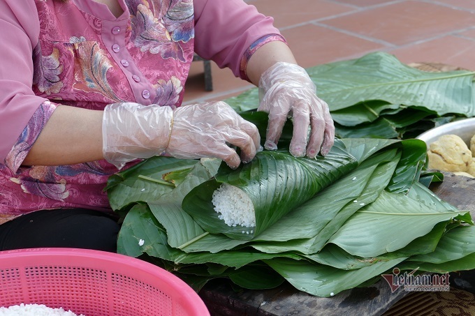 lang san xuat banh chung ha noi tat bat ngay cuoi nam