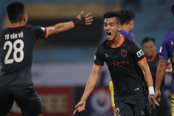 Tiến Linh tỏa sáng, Hà Nội FC thua trận thứ hai liên tiếp