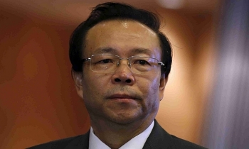 Trung Quốc tử hình quan tham trữ ba tấn tiền trong nhà